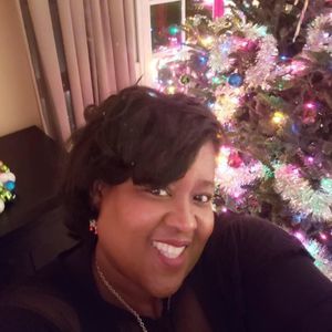 Meet your Posher, Dionne